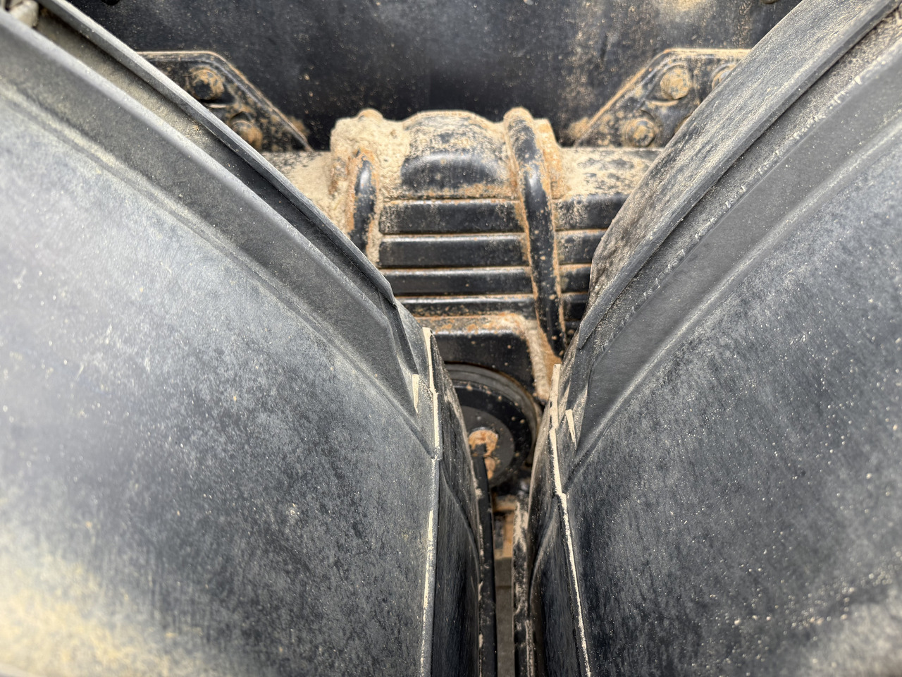 MAN TGS 26.400 6X6 BB Meiller - Tipper: picture 4 MAN TGS 26.400 6X6 BB Meiller - Tipper: picture 4