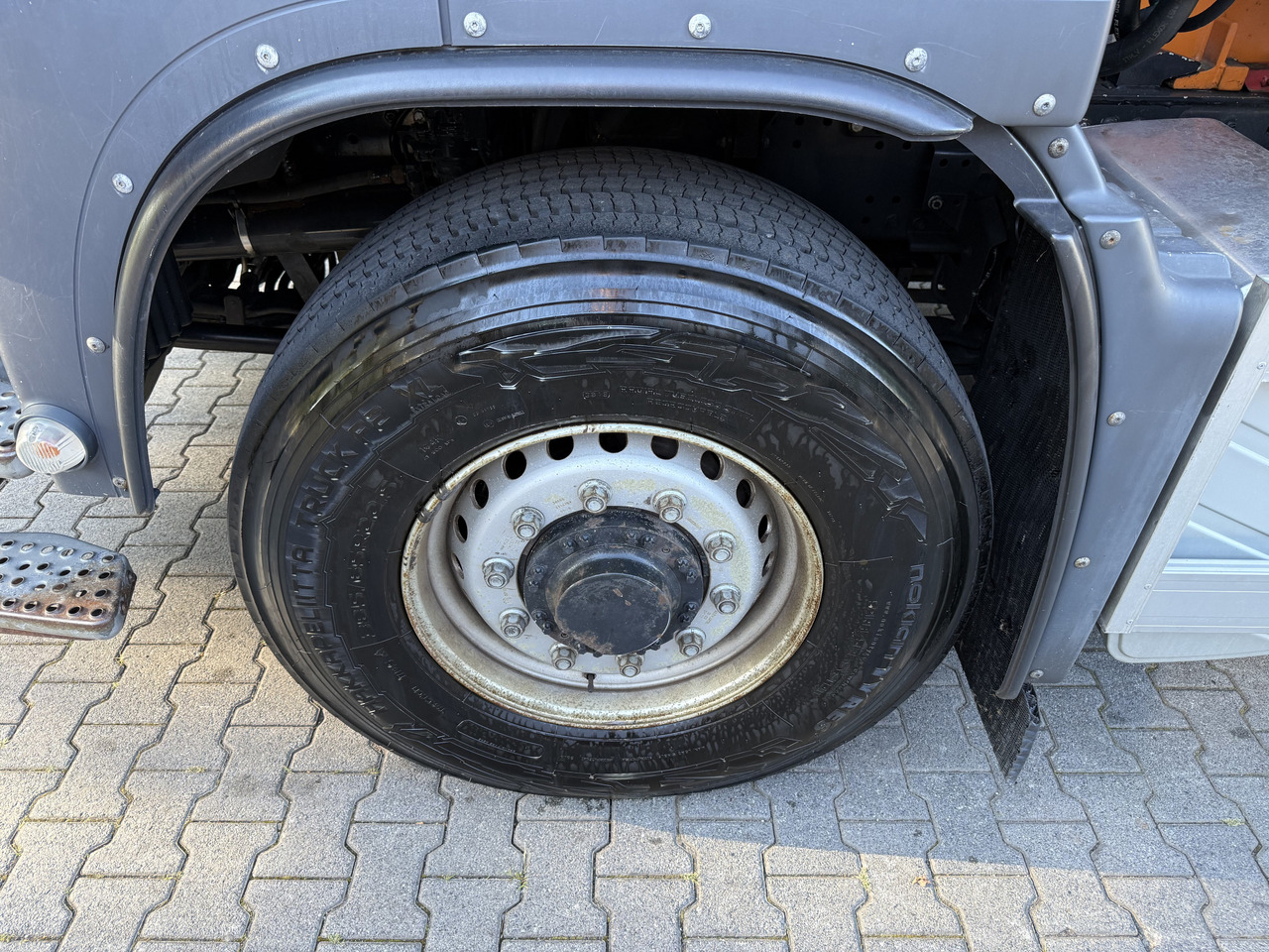 MAN TGS 28.400 6X4H-4 BL - Tipper, Crane truck: picture 4 MAN TGS 28.400 6X4H-4 BL - Tipper, Crane truck: picture 4