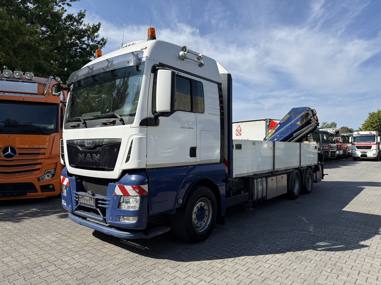 MAN TGX 26.440 6X2 Palfinger PK42502 - Dropside/ Flatbed truck, Crane truck: picture 1 MAN TGX 26.440 6X2 Palfinger PK42502 - Dropside/ Flatbed truck, Crane truck: picture 1