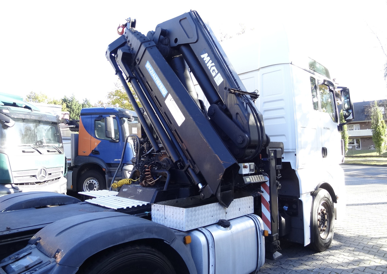 MAN TGX 33.480 6X4 Kran MKG 381 bis 20 Meter - Crane truck, Tractor unit: picture 4 MAN TGX 33.480 6X4 Kran MKG 381 bis 20 Meter - Crane truck, Tractor unit: picture 4