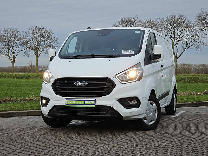 Ford Transit Custom 2.0 L2H1 Navi Euro6 - Small van: picture 1 Ford Transit Custom 2.0 L2H1 Navi Euro6 - Small van: picture 1