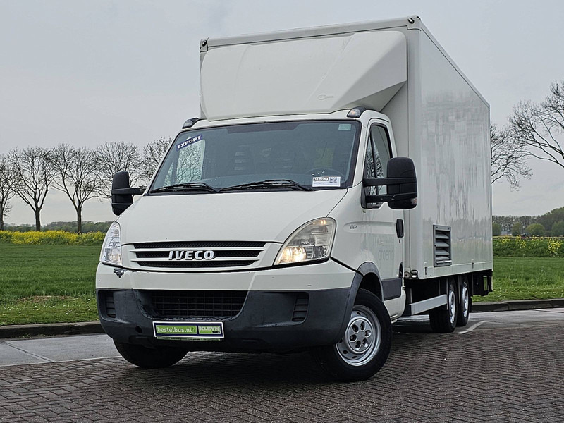 Iveco Daily 35S14 BE-COMBI Laadklep! - Box van: picture 1 Iveco Daily 35S14 BE-COMBI Laadklep! - Box van: picture 1