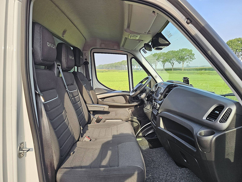 Box van Iveco Daily 35S18 ac automaat EURO6: picture 7