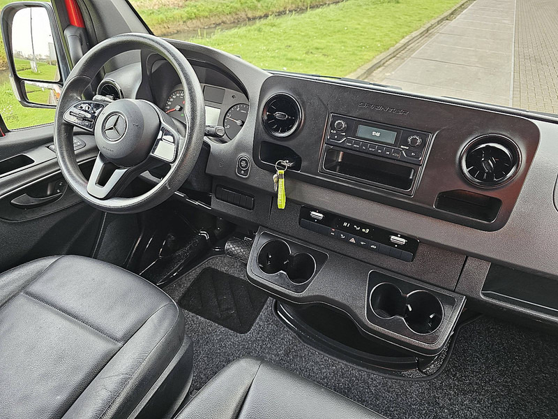 Leasing of Mercedes-Benz Sprinter 214 Mercedes-Benz Sprinter 214: picture 8