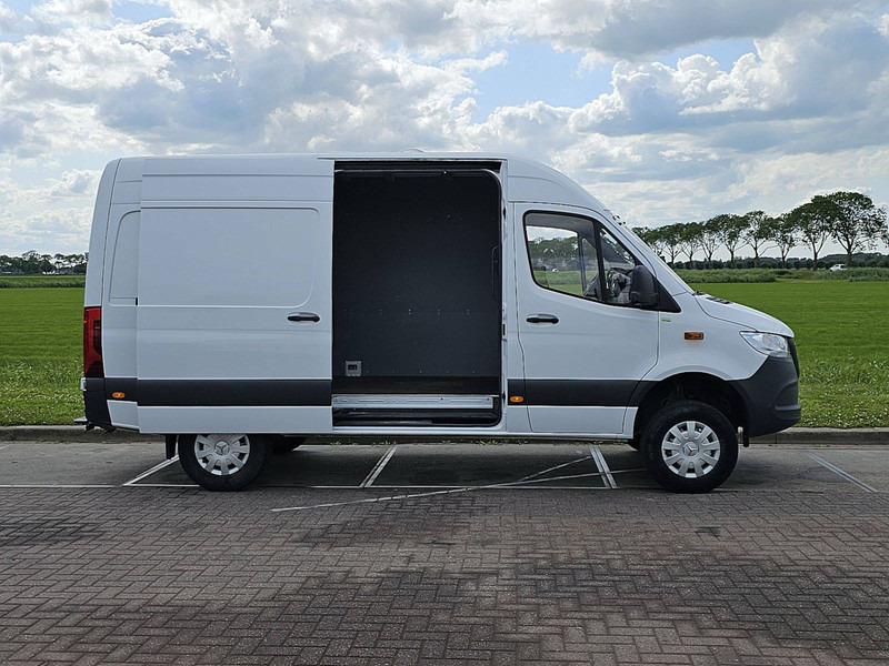 Panel van Mercedes-Benz Sprinter 316 CDI 4X4 AUT. L2H2: picture 12 Panel van Mercedes-Benz Sprinter 316 CDI 4X4 AUT. L2H2: picture 12