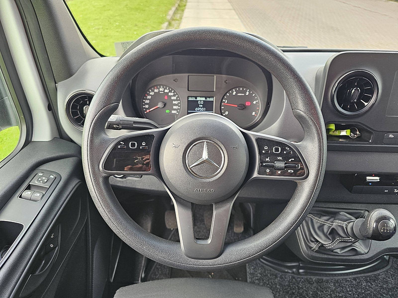 Mercedes-Benz Sprinter 317 L2H2 Mbux Trekhaak ! - Panel van: picture 5 Mercedes-Benz Sprinter 317 L2H2 Mbux Trekhaak ! - Panel van: picture 5