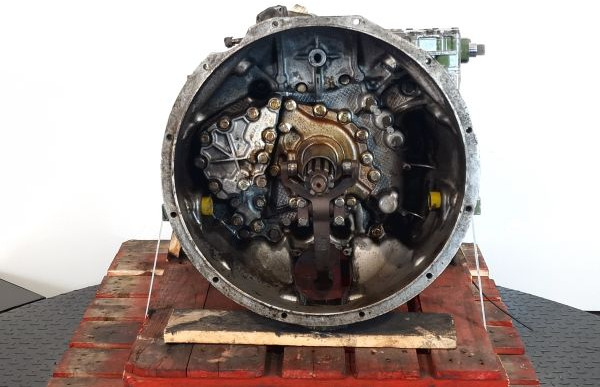 ZF 8S151 Gearbox - Gearbox: picture 3 ZF 8S151 Gearbox - Gearbox: picture 3