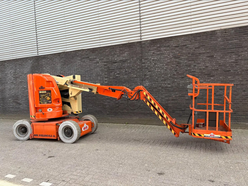 JLG E300AJP - Articulated boom: picture 2 JLG E300AJP - Articulated boom: picture 2
