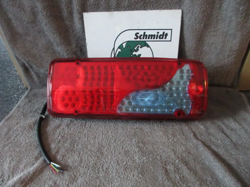 MAN 51.25225-6550 // 81.25225-6551 ACHTERLAMP R+L MAN TGX TGS TGM TGL EURO 6 - Tail light for Truck: picture 4 MAN 51.25225-6550 // 81.25225-6551 ACHTERLAMP R+L MAN TGX TGS TGM TGL EURO 6 - Tail light for Truck: picture 4
