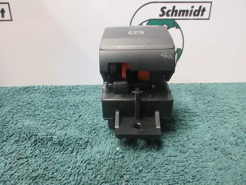 MAN 81.25503-0390 HAND REM MODULEN MAN 18.520 EURO 6 MODEL 2024 - Electrical system for Truck: picture 4 MAN 81.25503-0390 HAND REM MODULEN MAN 18.520 EURO 6 MODEL 2024 - Electrical system for Truck: picture 4