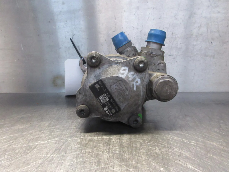 MAN 81.47101-6136 - Steering pump for Truck: picture 3 MAN 81.47101-6136 - Steering pump for Truck: picture 3
