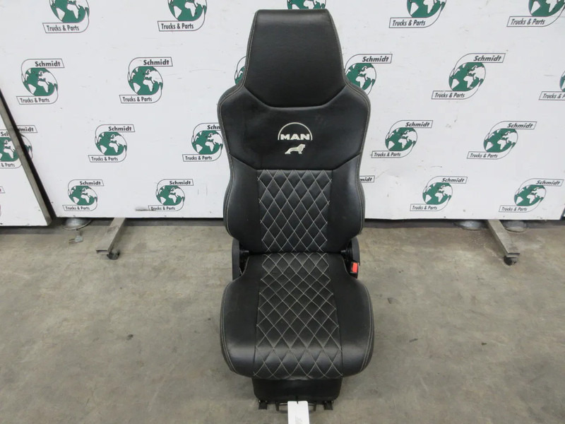 MAN 81.62307-6531//81.62307-6529//81.62307-6562//81.62307-6558 STOELEN SET - Seat for Truck: picture 5 MAN 81.62307-6531//81.62307-6529//81.62307-6562//81.62307-6558 STOELEN SET - Seat for Truck: picture 5