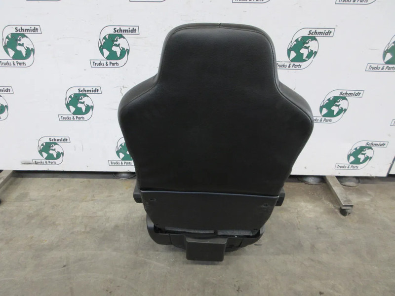 MAN 81.62307-6531//81.62307-6529//81.62307-6562//81.62307-6558 STOELEN SET - Seat for Truck: picture 4 MAN 81.62307-6531//81.62307-6529//81.62307-6562//81.62307-6558 STOELEN SET - Seat for Truck: picture 4