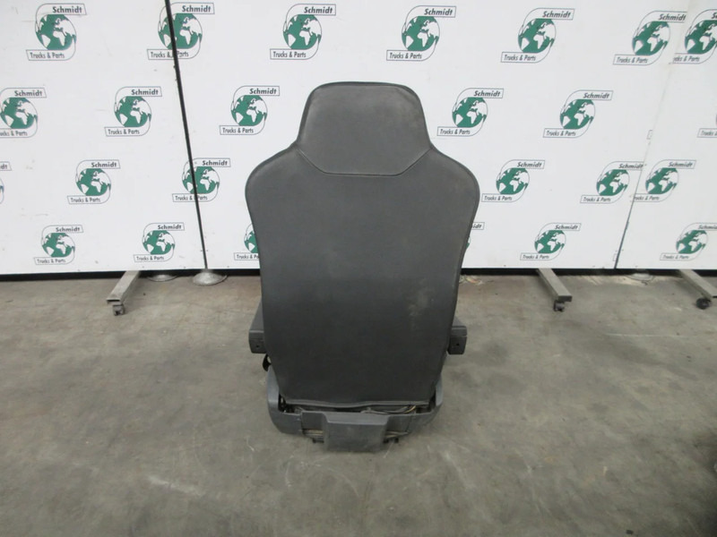 MAN 81.62307-6623//81.62307-662181.62307-6562//81.62307-6558 STOELEN SET - Seat for Truck: picture 5 MAN 81.62307-6623//81.62307-662181.62307-6562//81.62307-6558 STOELEN SET - Seat for Truck: picture 5