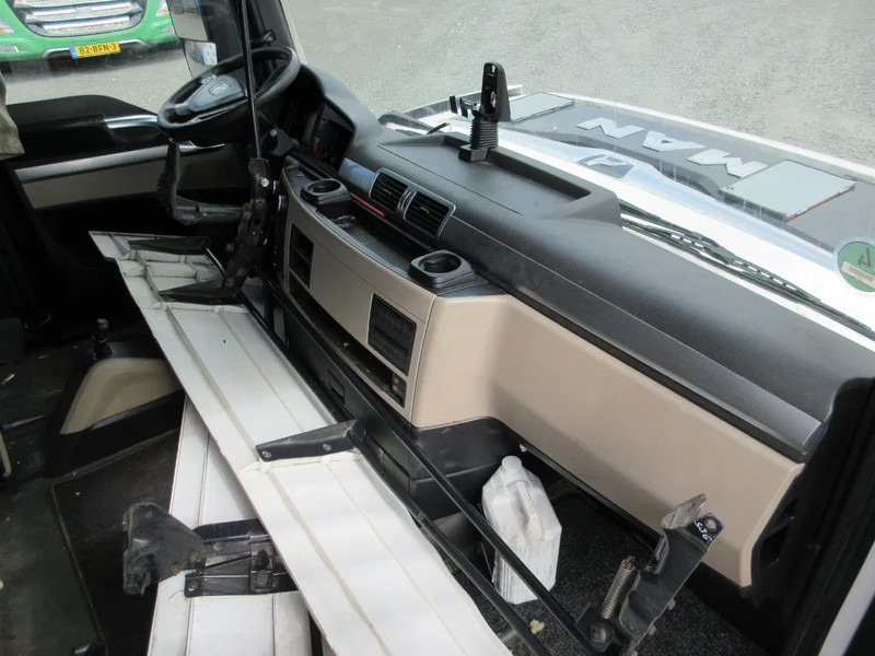Cab and interior for Truck MAN CABINE MAN 18.500 TGX EURO 6 MODEL 2020: picture 6