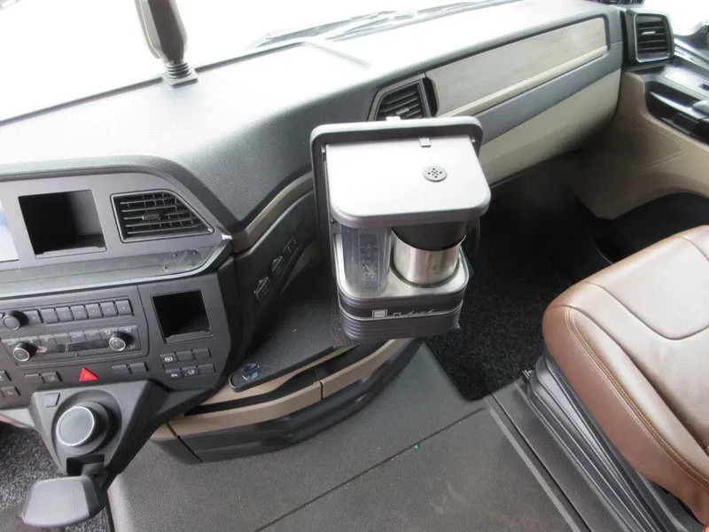 Cab and interior for Truck MAN MAN TGX NIEUWEMODEL CABINE BOUWJAAR 2023: picture 8