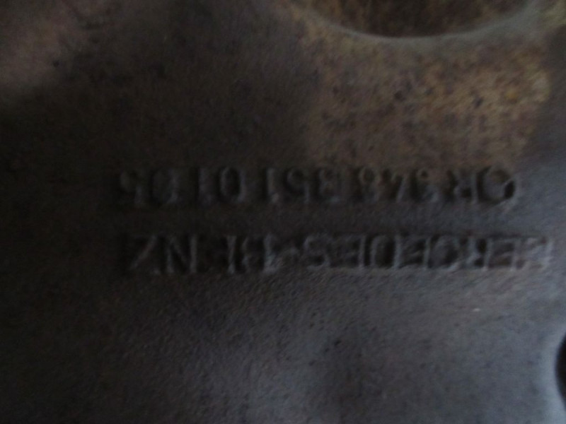 Mercedes-Benz 746.210/HL6/ 1 DC (LC) 13 MERCEDES AXOR 1843 MP3 DIFFERENTIEEL 43:11 3,909 - Differential gear for Truck: picture 5 Mercedes-Benz 746.210/HL6/ 1 DC (LC) 13 MERCEDES AXOR 1843 MP3 DIFFERENTIEEL 43:11 3,909 - Differential gear for Truck: picture 5