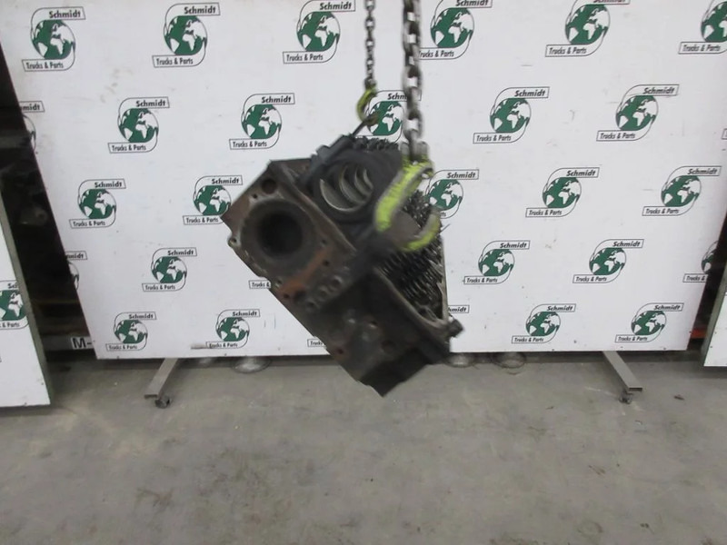 Renault 7422083486 CILINDERKOP RENAULT 460 DXI EURO 5 EEV - Cylinder block for Truck: picture 2 Renault 7422083486 CILINDERKOP RENAULT 460 DXI EURO 5 EEV - Cylinder block for Truck: picture 2