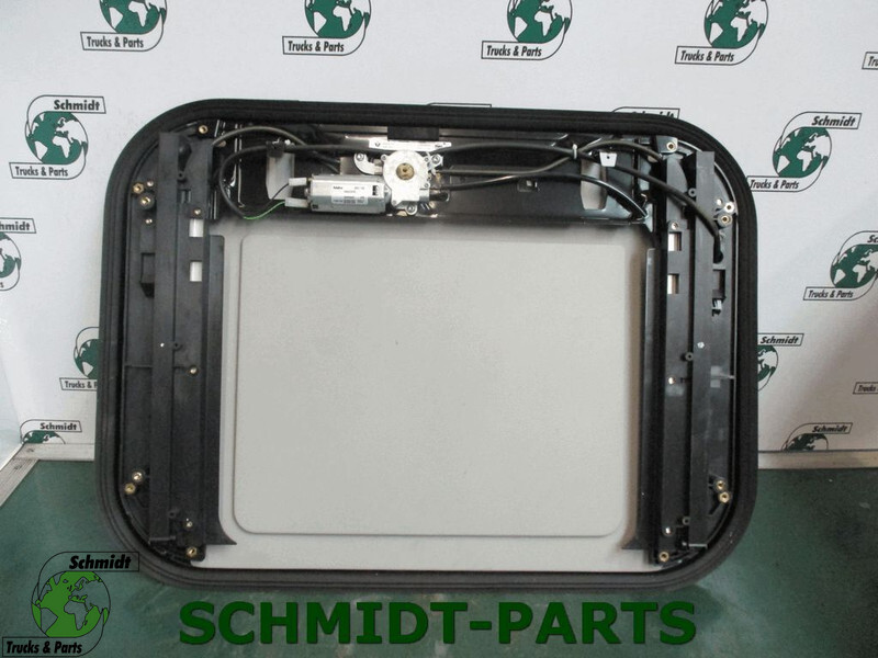 Renault 7482511233 Dakraam - Cab and interior for Truck: picture 1 Renault 7482511233 Dakraam - Cab and interior for Truck: picture 1