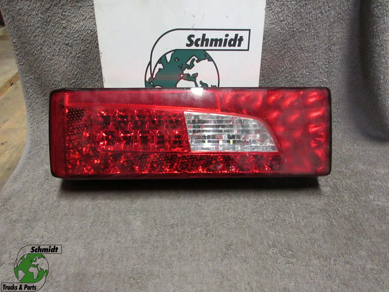 Scania 2241860 LED ACHTERLAMP SCANIA MODEL 2020 LINKS - Tail light for Truck: picture 1 Scania 2241860 LED ACHTERLAMP SCANIA MODEL 2020 LINKS - Tail light for Truck: picture 1