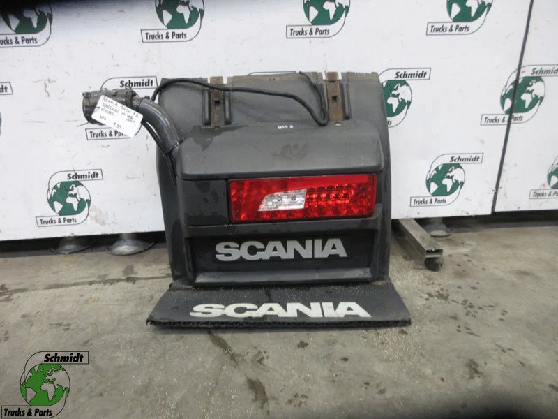 Scania 2380953 // 2476460 // 2054594 // 2302631 SPATBORD MET LED NGS RECHTS - Tail light for Truck: picture 1 Scania 2380953 // 2476460 // 2054594 // 2302631 SPATBORD MET LED NGS RECHTS - Tail light for Truck: picture 1