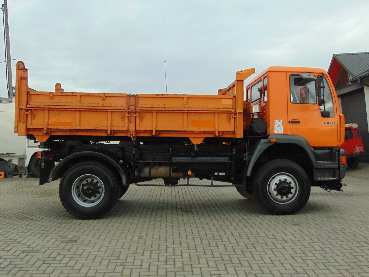 Leasing of MAN 18-224 4x4 KIPER MAN 18-224 4x4 KIPER: picture 6