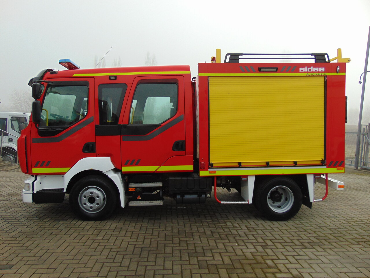 RENAULT Midlum 220DXi SIDES - Fire truck: picture 5 RENAULT Midlum 220DXi SIDES - Fire truck: picture 5