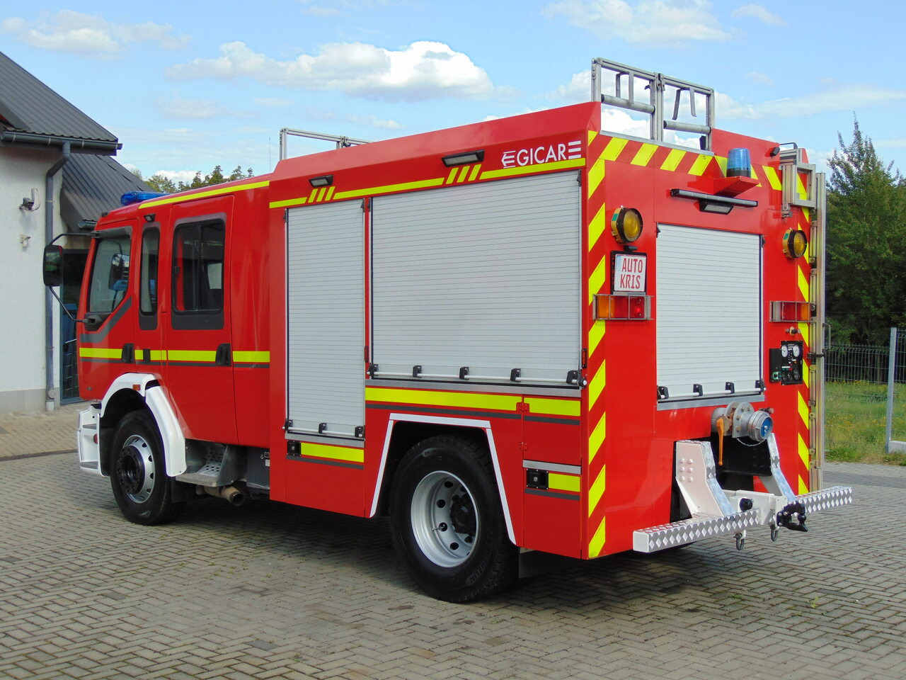 RENAULT Premium 260 GICAR - Fire truck: picture 3 RENAULT Premium 260 GICAR - Fire truck: picture 3