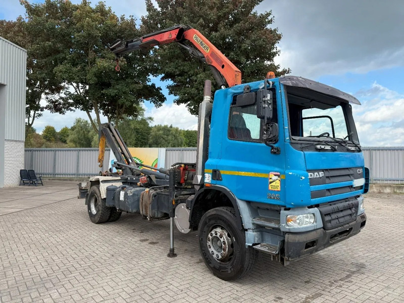 DAF CF75-310 / ENGINE RUNNING / PALFINGER PK10000 / FULL STEEL / 252039 KM / MANUAL / EURO-3 / 2005 - Crane truck: picture 2 DAF CF75-310 / ENGINE RUNNING / PALFINGER PK10000 / FULL STEEL / 252039 KM / MANUAL / EURO-3 / 2005 - Crane truck: picture 2
