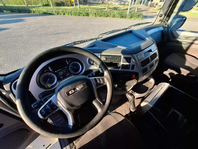 Leasing of DAF XF106-460 / INTARDER / DEB / MANUAL / AIRCO / CLEAN TRUCK / EURO-6 / 2014 DAF XF106-460 / INTARDER / DEB / MANUAL / AIRCO / CLEAN TRUCK / EURO-6 / 2014: picture 11 Leasing of DAF XF106-460 / INTARDER / DEB / MANUAL / AIRCO / CLEAN TRUCK / EURO-6 / 2014 DAF XF106-460 / INTARDER / DEB / MANUAL / AIRCO / CLEAN TRUCK / EURO-6 / 2014: picture 11