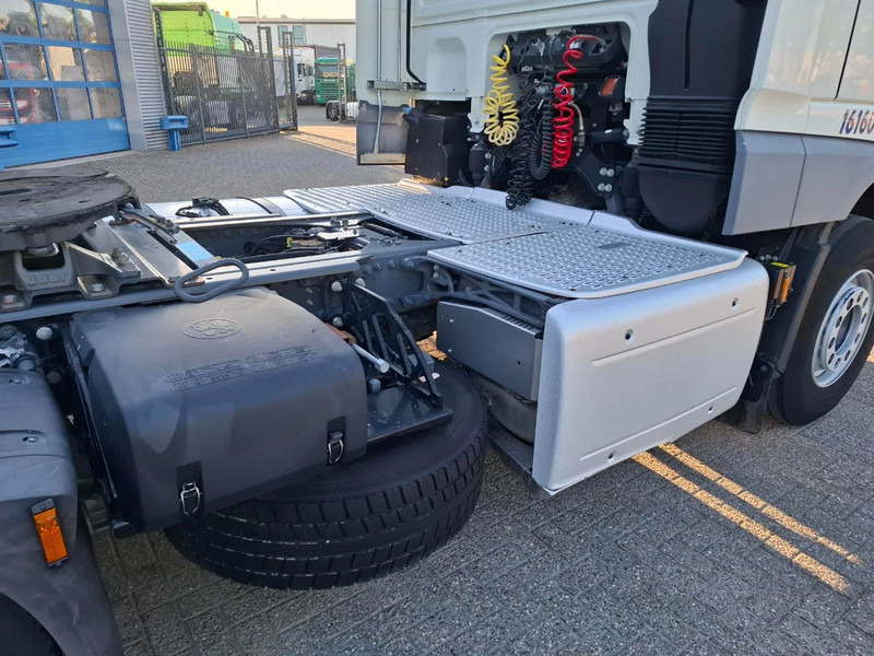 Leasing of DAF XF106-460 / INTARDER / DEB / MANUAL / AIRCO / CLEAN TRUCK / EURO-6 / 2014 DAF XF106-460 / INTARDER / DEB / MANUAL / AIRCO / CLEAN TRUCK / EURO-6 / 2014: picture 9 Leasing of DAF XF106-460 / INTARDER / DEB / MANUAL / AIRCO / CLEAN TRUCK / EURO-6 / 2014 DAF XF106-460 / INTARDER / DEB / MANUAL / AIRCO / CLEAN TRUCK / EURO-6 / 2014: picture 9