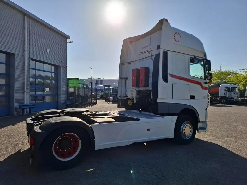 DAF XF106-460 / INTARDER / TUV:28-11-2025 / GVW:50TON / NL TRUCK / ADR / FULL SPOILER / NAVI / FRIDGE / AUTOMATIC / EURO-6 / 2014 - Tractor unit: picture 5 DAF XF106-460 / INTARDER / TUV:28-11-2025 / GVW:50TON / NL TRUCK / ADR / FULL SPOILER / NAVI / FRIDGE / AUTOMATIC / EURO-6 / 2014 - Tractor unit: picture 5
