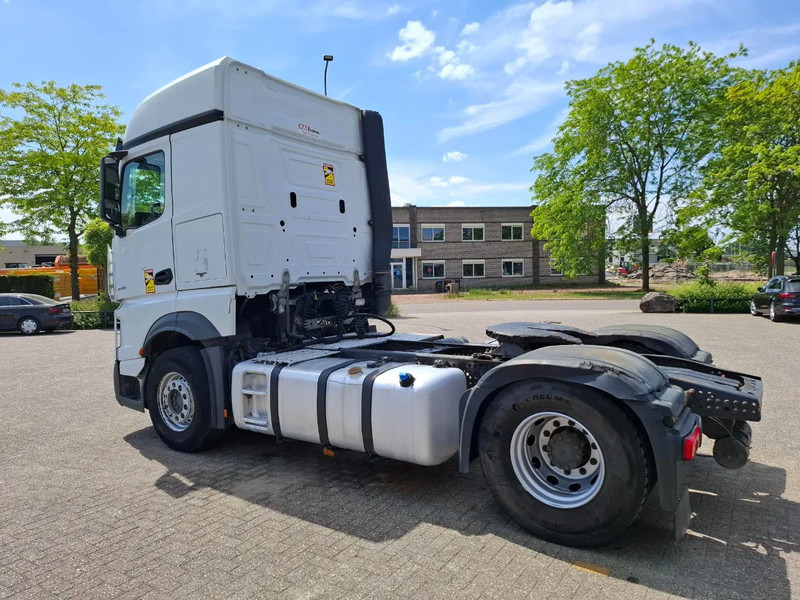 Mercedes-Benz Actros 1945 / HYDRAULICS / LWDS / SMART TACHO / 2XBED / FRIDGE / AUTOMATIC / EURO-6 / 2019 - Tractor unit: picture 3 Mercedes-Benz Actros 1945 / HYDRAULICS / LWDS / SMART TACHO / 2XBED / FRIDGE / AUTOMATIC / EURO-6 / 2019 - Tractor unit: picture 3