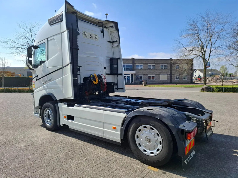 Volvo FH4-460 / VEB+ / DOUBLE TANK / FRIDGE / AUTOMATIC / EURO-6 / 2018 - Tractor unit: picture 3 Volvo FH4-460 / VEB+ / DOUBLE TANK / FRIDGE / AUTOMATIC / EURO-6 / 2018 - Tractor unit: picture 3