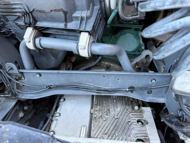 Tractor unit Volvo FH5-460 / VEB+ / HYDRAULICS / I-PARKCOOL / ONLY:188538 KM / FULL-AIR / ACC / LWDS / AUTOMATIC / EURO-6 / 2023: picture 12