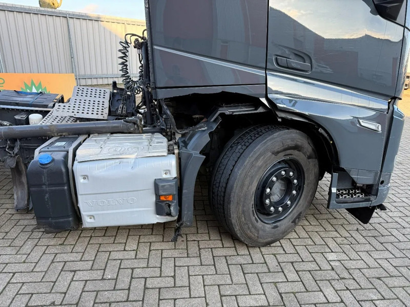 Tractor unit Volvo FH5-460 / VEB+ / HYDRAULICS / I-PARKCOOL / ONLY:188538 KM / FULL-AIR / ACC / LWDS / AUTOMATIC / EURO-6 / 2023: picture 6