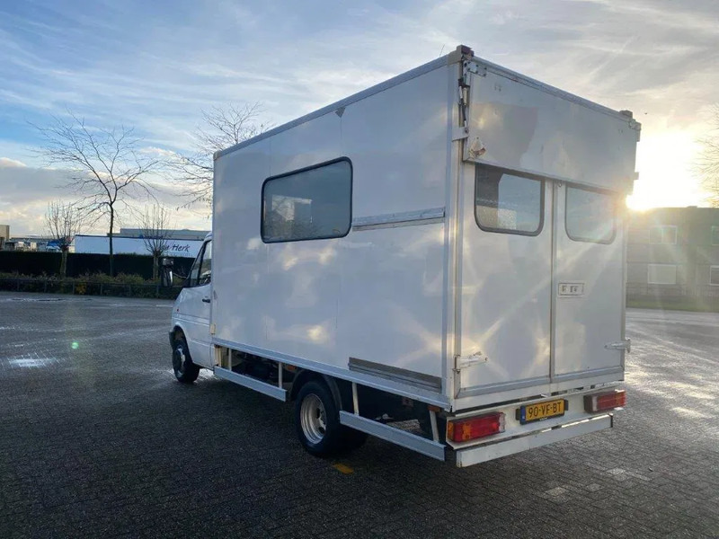 Mercedes-Benz Sprinter 410D / FOOD TRUCK / TUV:23-04-2025 / ONLY:27097 KM / EX GOVERNMENT / HYDRAULIC PARK LEVEL / PARKCOOL+HEAT / FRIDGE / MARGE!! / G - Van: picture 3 Mercedes-Benz Sprinter 410D / FOOD TRUCK / TUV:23-04-2025 / ONLY:27097 KM / EX GOVERNMENT / HYDRAULIC PARK LEVEL / PARKCOOL+HEAT / FRIDGE / MARGE!! / G - Van: picture 3