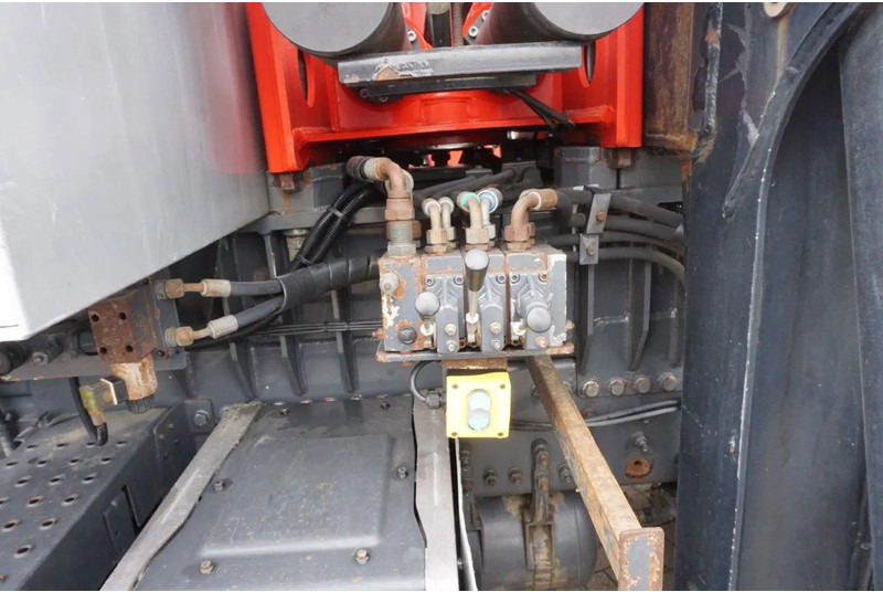 Timber truck, Crane truck Volvo FH16-750 / ENGINE RUNNING / 6x4 / RETARDER / BIG AXLE / VEB+ / PALFINGER FD250 / EURO-6 / 2016: picture 20