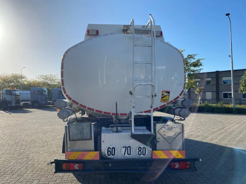 Volvo FL7-290 / 5 COMPARTIMENTS / 13000 LITER TOTAL / PUMP / AUTOMATIC / EURO-5 / 2009 - Tank truck: picture 4 Volvo FL7-290 / 5 COMPARTIMENTS / 13000 LITER TOTAL / PUMP / AUTOMATIC / EURO-5 / 2009 - Tank truck: picture 4