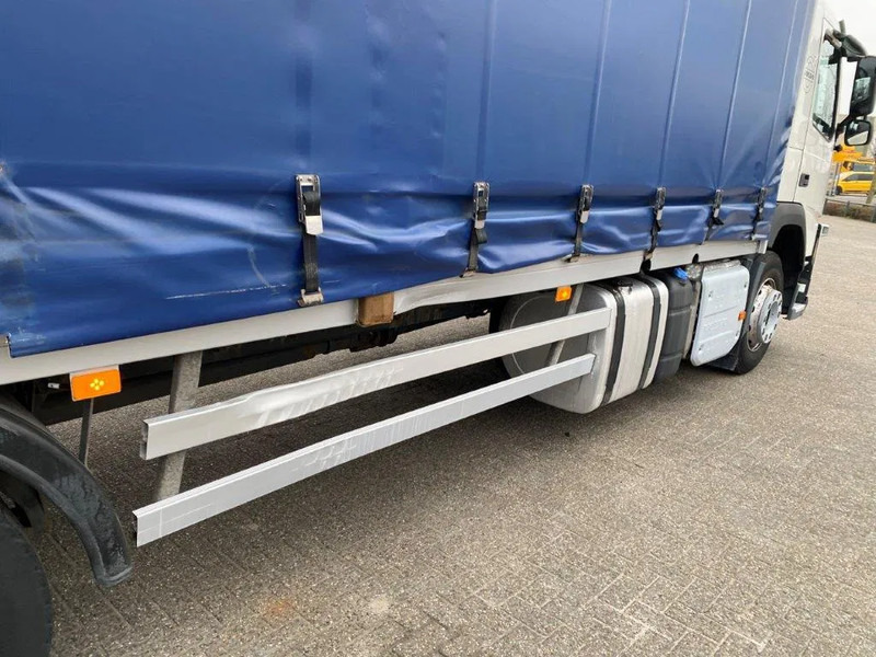 Curtainsider truck Volvo FM11-330 / LOW KM'S:472120 KM / LWDS / FULL-AIR / NAVI / CURTAIN SAILS / PLATFORM 2500KG / AUTOMATIC / EURO-6 / 2016: picture 15