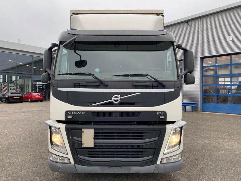Curtainsider truck Volvo FM11-330 / LOW KM'S:472120 KM / LWDS / FULL-AIR / NAVI / CURTAIN SAILS / PLATFORM 2500KG / AUTOMATIC / EURO-6 / 2016: picture 12
