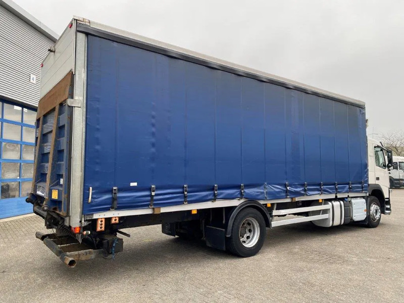 Curtainsider truck Volvo FM11-330 / LOW KM'S:472120 KM / LWDS / FULL-AIR / NAVI / CURTAIN SAILS / PLATFORM 2500KG / AUTOMATIC / EURO-6 / 2016: picture 7