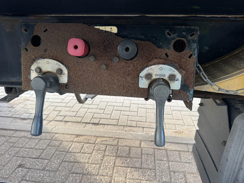 Container transporter/ Swap body truck DAF CF450 FA, BDF Rahmen, Jost Hubschwing, 2 x Talson Alu-Box: picture 20