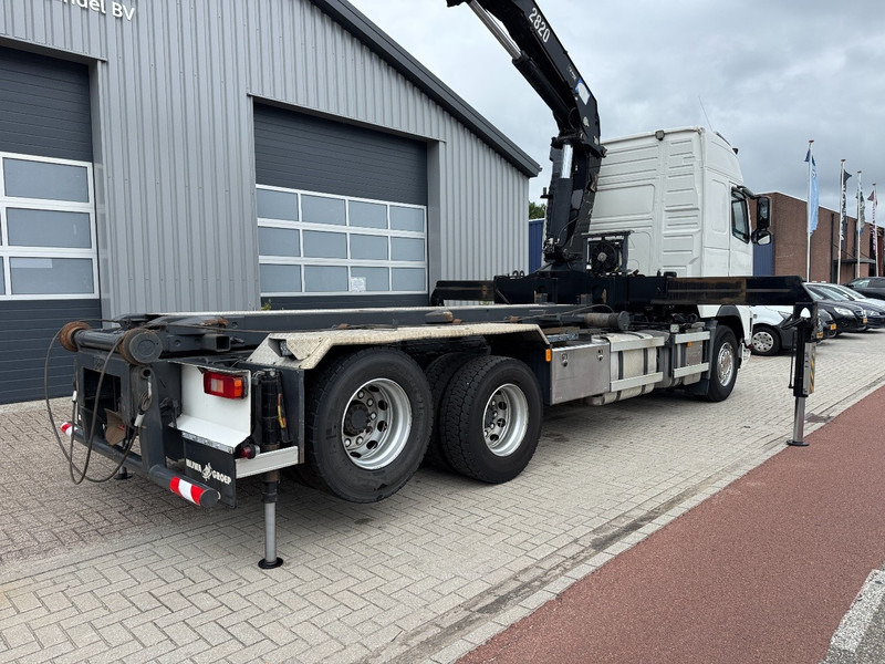 Volvo FH 6x2 HMF 2820 K5, NCH Cable system - Crane truck: picture 2 Volvo FH 6x2 HMF 2820 K5, NCH Cable system - Crane truck: picture 2