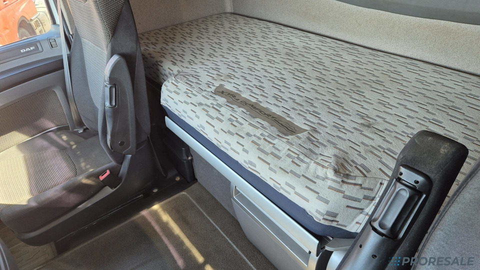 DAF XF 460 FT SSC EURO 6 - Tractor unit: picture 5 DAF XF 460 FT SSC EURO 6 - Tractor unit: picture 5