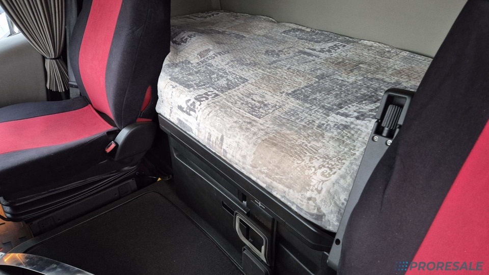 VOLVO FH 500 EURO 6 + HYDRAULIKA - Tractor unit: picture 5 VOLVO FH 500 EURO 6 + HYDRAULIKA - Tractor unit: picture 5