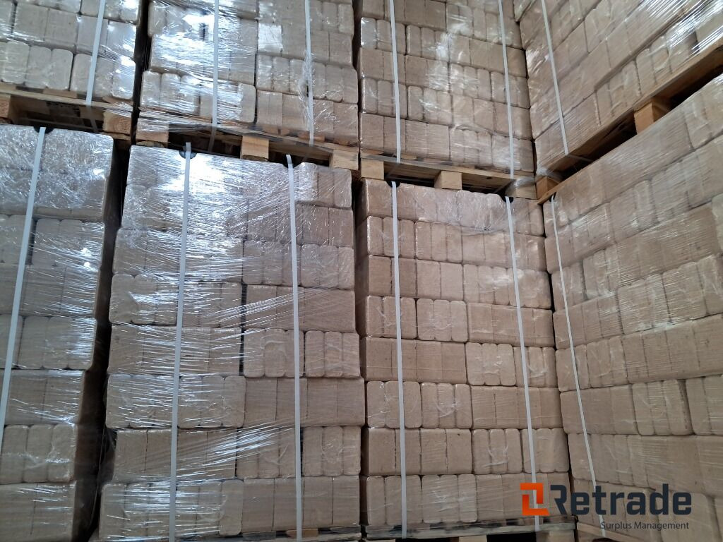 Construction equipment 5 paller RUF træbriketter: picture 1