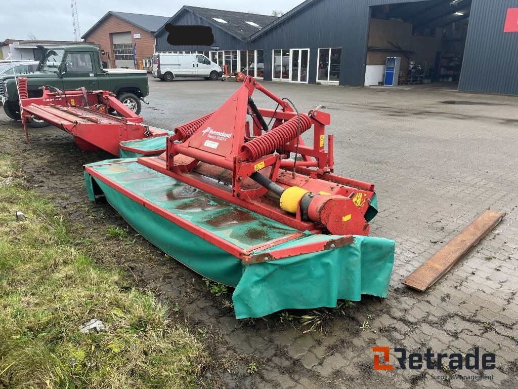 Slåmaskine Kverneland 3532 FT - MCF 08 Frontmonteret slåmaskine - Agricultural machinery: picture 1 Slåmaskine Kverneland 3532 FT - MCF 08 Frontmonteret slåmaskine - Agricultural machinery: picture 1