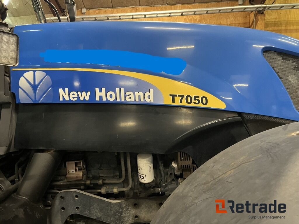 Traktor NEW HOLLAND T7050 - Agricultural machinery: picture 5 Traktor NEW HOLLAND T7050 - Agricultural machinery: picture 5