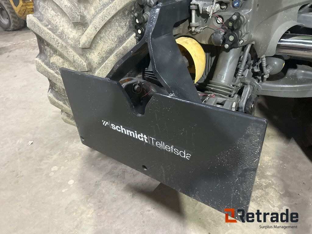 Brøyte plate Fra Schmith Tellefdal til traktor Fendt 900 - Snow plough: picture 1 Brøyte plate Fra Schmith Tellefdal til traktor Fendt 900 - Snow plough: picture 1